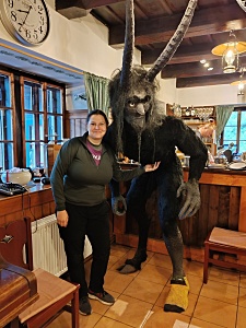 Pekelský čert (vpravo :-)